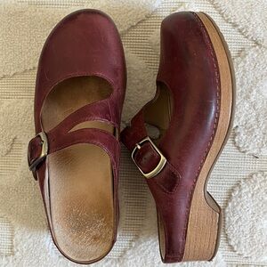 Dansko Women's Burgundy Cordovan Wine Leather Mary Jane Slip-On Britney Clogs 38